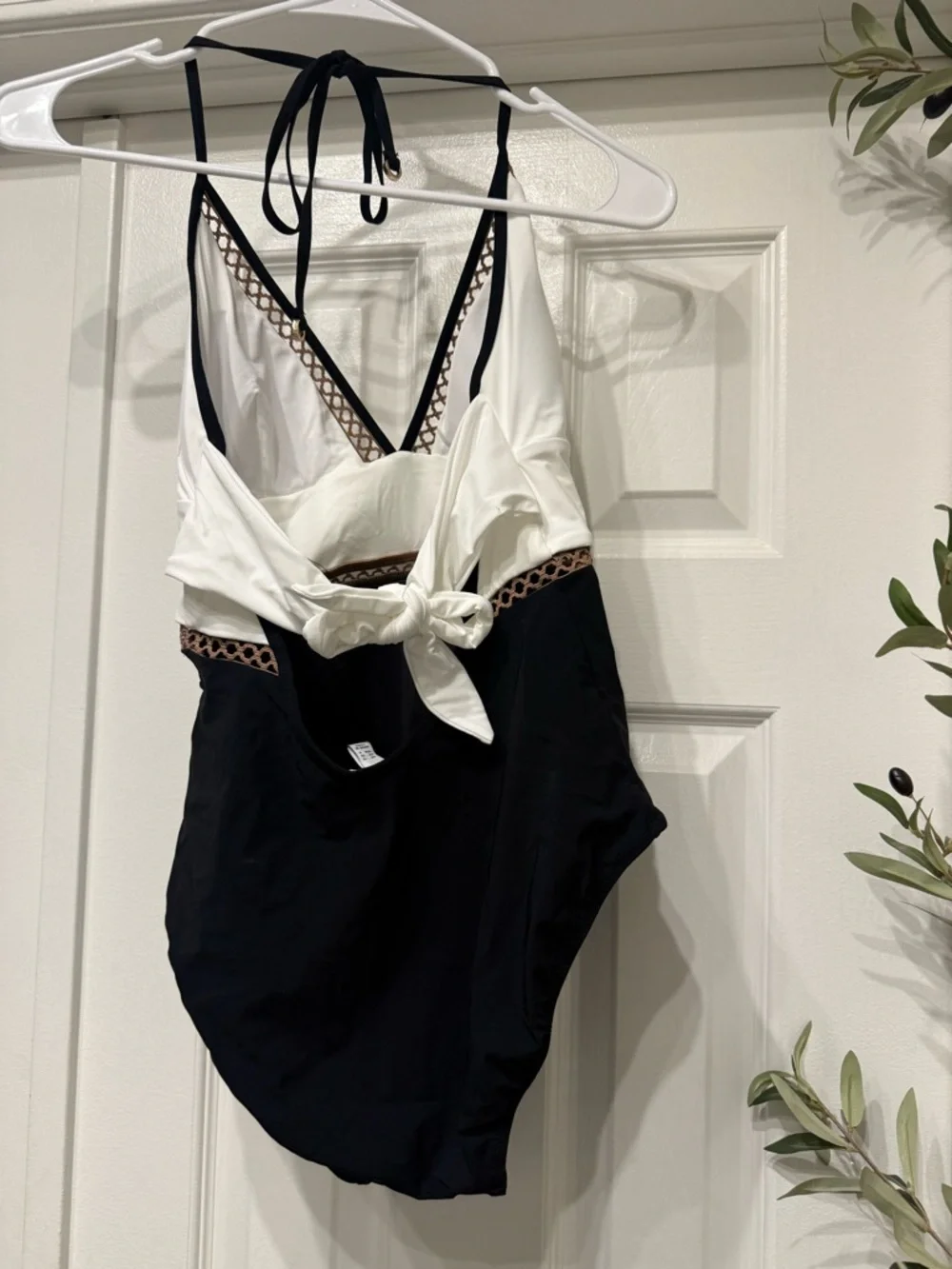 REISS ray colorblock bathing suit - Picture 7 of 8